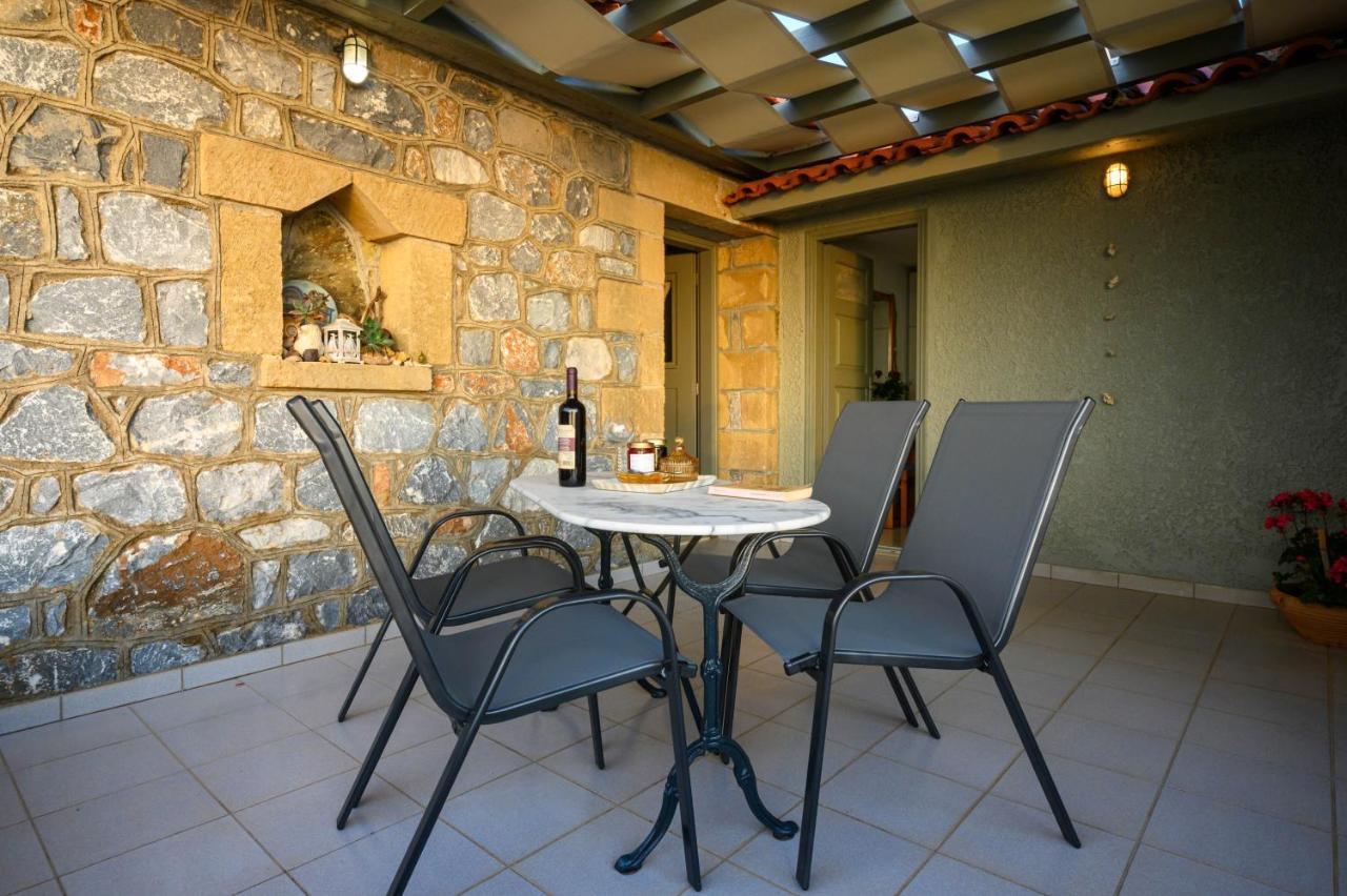 Σελήνη Appartement Kotronion  Buitenkant foto