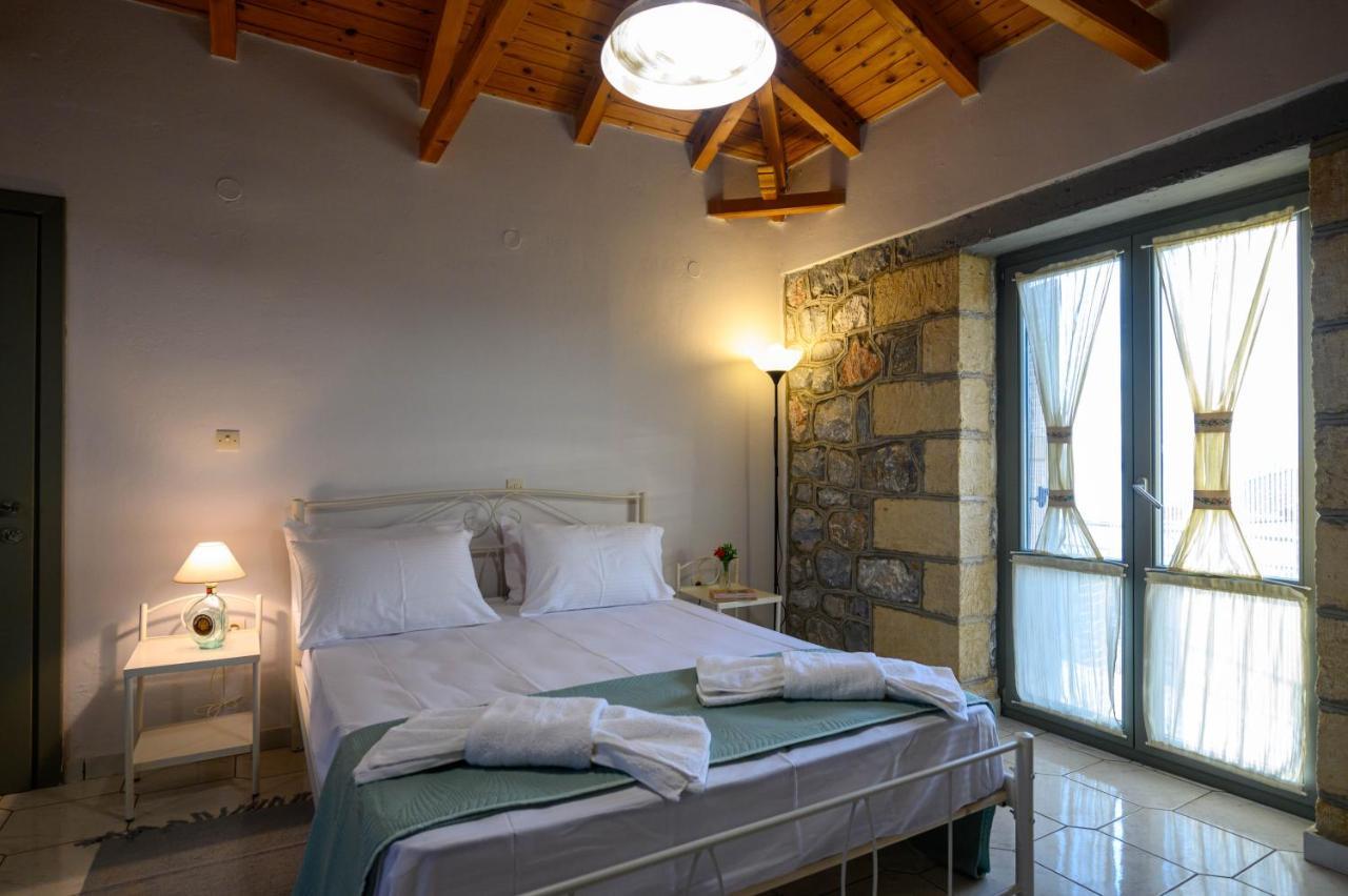 Σελήνη Appartement Kotronion  Buitenkant foto