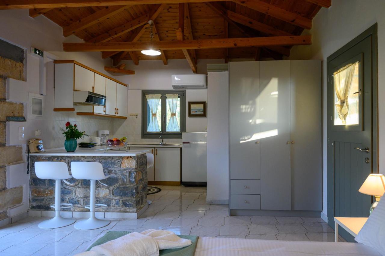 Σελήνη Appartement Kotronion  Buitenkant foto