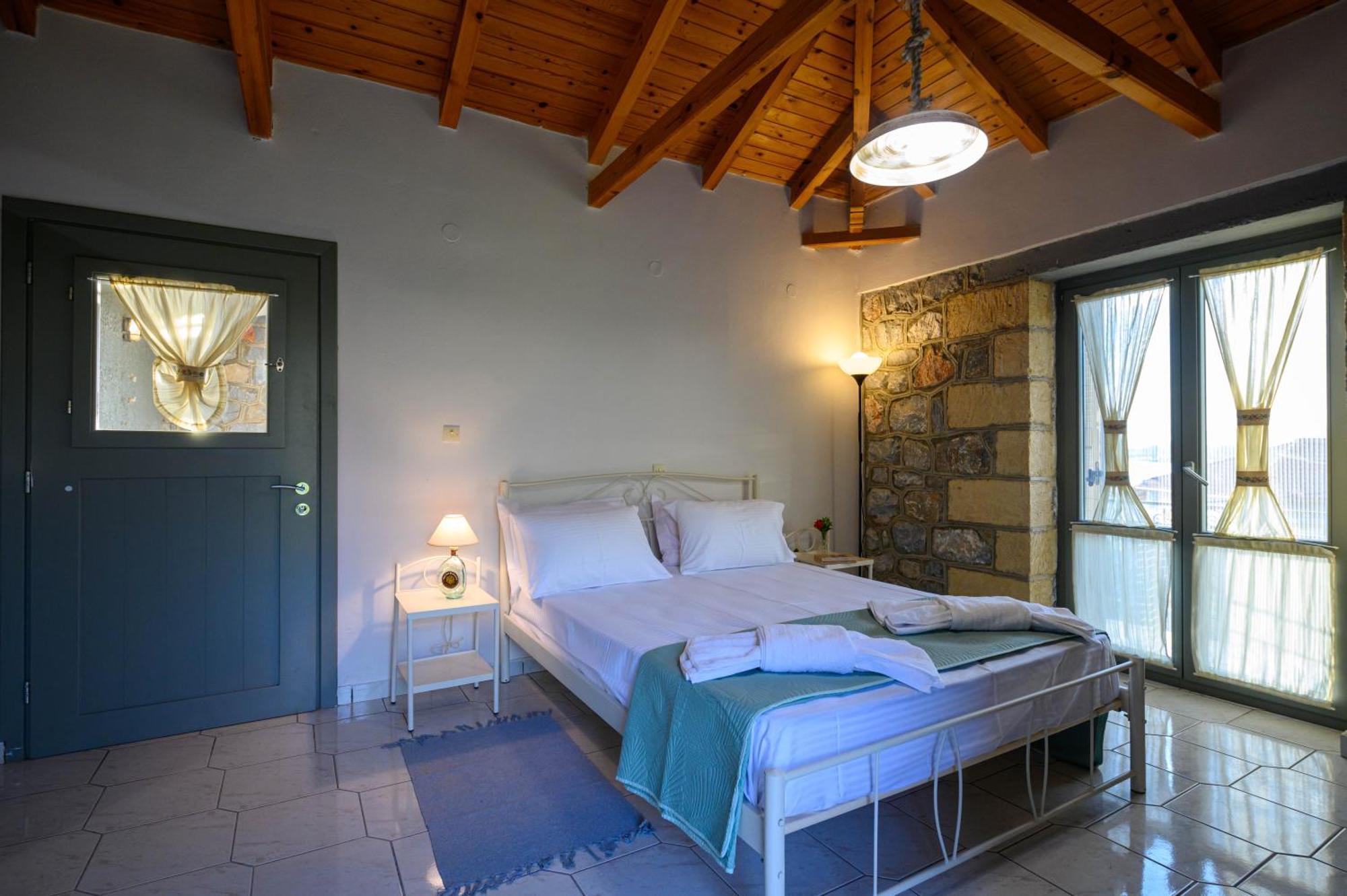 Σελήνη Appartement Kotronion  Buitenkant foto